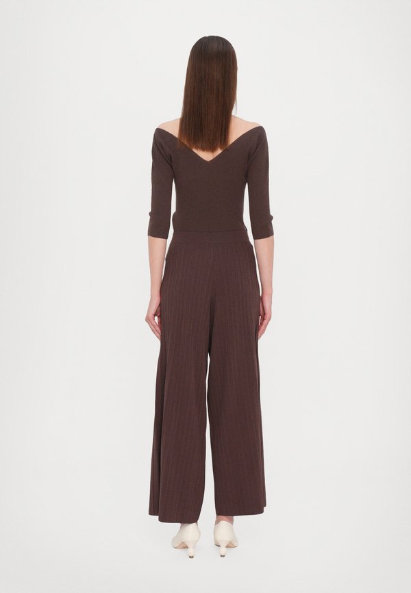 SUPERBO - Trousers - cioccolato4