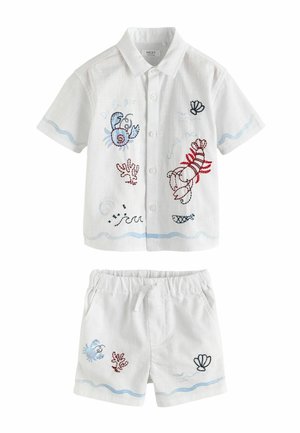 REGULAR FIT - SHORT SLEEVE  - Šortky - white sealife embroidery