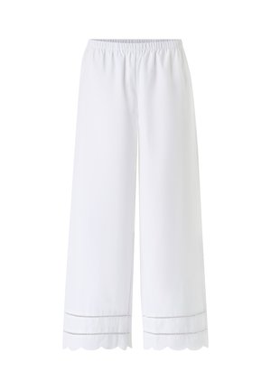 Hvide bukser med vide ben, elastisk talje og bølget kant med to rækker øjlebroderi.