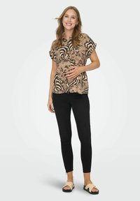 ONLY MATERNITY À MANCHES COURTES - Overhemdblouse - brush