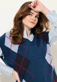 Ulla Popken V-NECK  - Triko s potiskem - navy blue