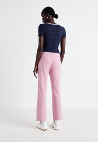 GAP HERITAGE - Teplákové kalhoty - lilas pink