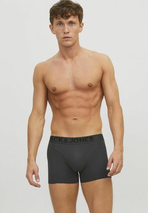 Schwarze und graue Herren-Boxershorts mit einem gebrandeten Bund, passgenauer Silhouette und glattem Stoff, der eine enge und bequeme Passform betont.