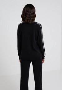 See by Chloé Sweter