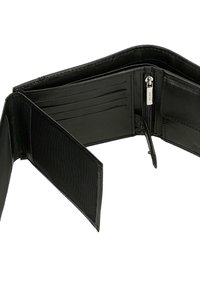 Portefeuille bifold en cuir noir ouvert, montrant six emplacements pour cartes, une poche à fermeture éclair pour pièces de monnaie et des compartiments pour billets ou reçus.