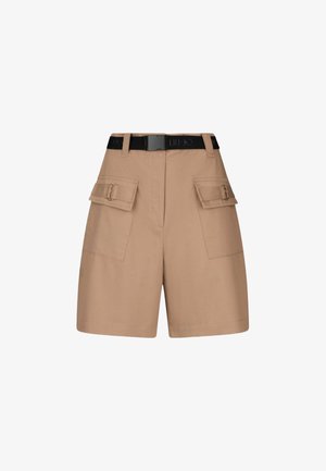 Shorts cargo beige a vita alta con grandi tasche a pattina frontali e cintura nera con fibbia in plastica e marchio "Liu Jo".