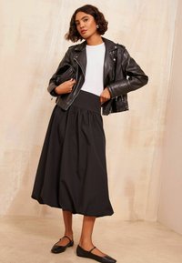 Friends Like These REGULAR FIT BUBBLE HEM - Tulipán szoknya - black