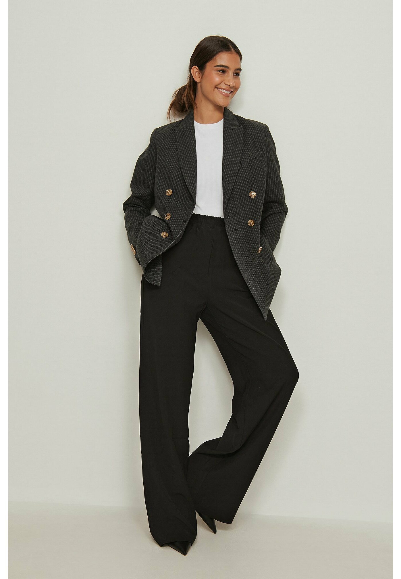 NA-KD Pantaloni - black/nero - Zalando.it