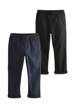 Deux paires de pantalons droits ; une bleue marine et une noire, toutes deux avec des ourlets à revers et une taille élastique avec cordon de serrage. En matière mélangée coton.