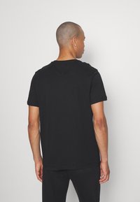 Tommy Jeans LOGO TEE - Print T-shirt - black