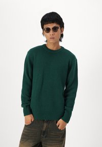 Selected Homme SLHCODY LS  CREW NECK NOOS - Pulover - rain forest