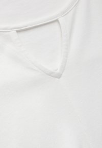 Cecil MIT CUT OUT - Langarmshirt - weiß