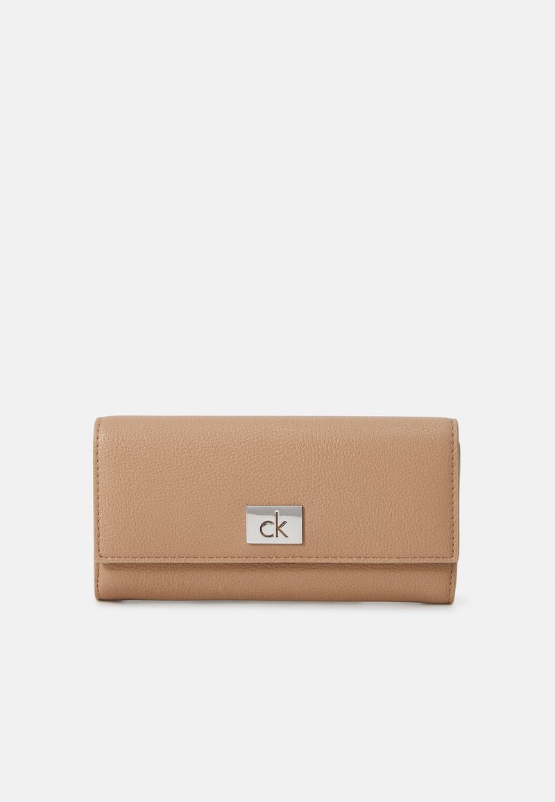 Calvin Klein PLAQUE LARGE TRIFOLD - Wallet - amphora