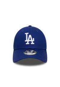 Μπλε μπέιζμπολ καπέλο από ύφασμα με κυρτή γείσο. Διαθέτει λευκό κεντητό λογότυπο "LA" στο μπροστινό μέρος και ρυθμιζόμενο λουρί στο πίσω μέρος.