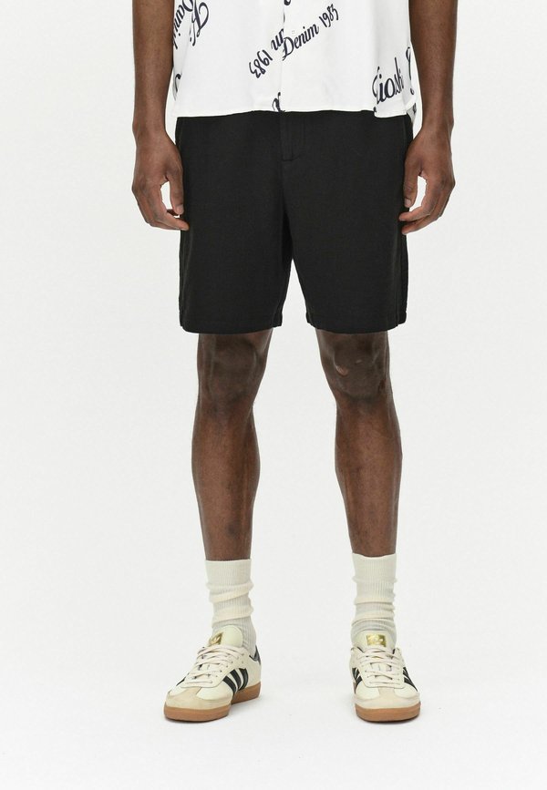 OCS - Shorts - meteorite