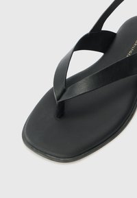 Thumbnail Image 6