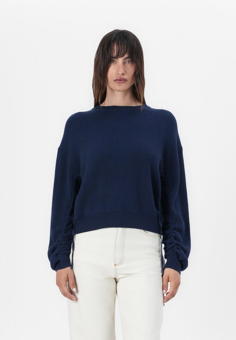 DRYKORN KEBEDI - Pulover - blue