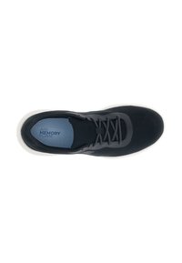 Črne atletske čevlje z mrežastim zgornjim delom, okroglo konico, vezalnim dizajnom in belim podplatom. Vključujejo notranji vložek "Air Memory Foam".