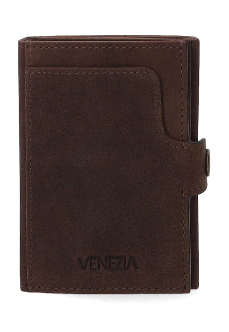 Bruine leren portefeuille met een gladde textuur, vouwontwerp, zichtbare stiksels, voorvak en reliëflogo "VENEZIA" voor branding.