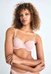 Calvin Klein Underwear LIGHTLY LINED BALCONETTE SOFT STRETCH LACE - Balkonet - pink