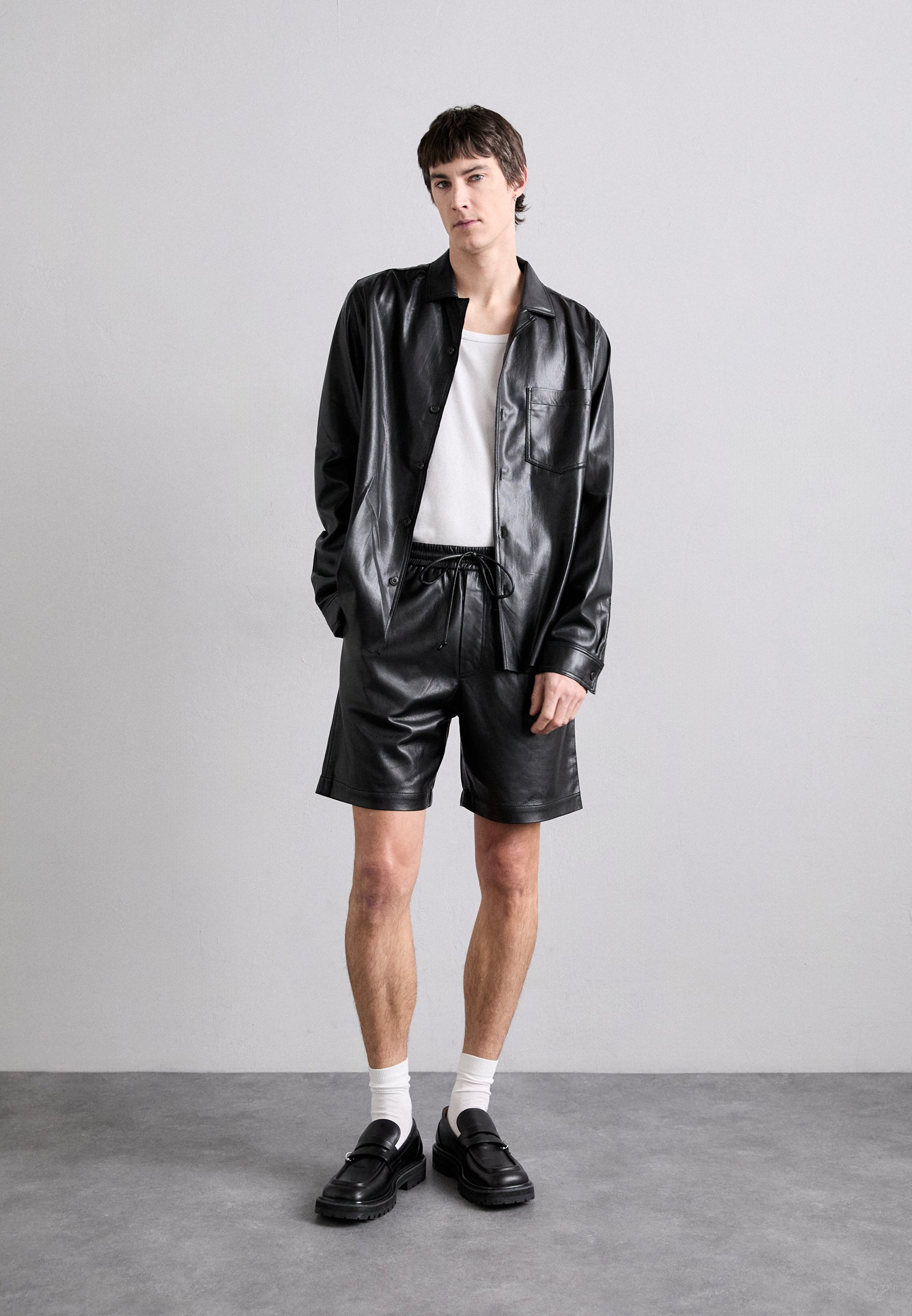 Nanushka DOXXI - Shorts - black - Zalando.co.uk