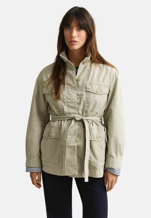 BELTED FIELD - Trenchcoat - country beige