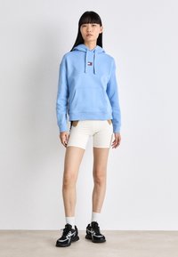 Tommy Jeans TJW BXY BADGE - Sportinis megztinis - westside blue