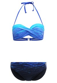 Conjunto de bikini azul que incluye un top bandeau con diseño de frente retorcido y tirantes ajustables, combinado con braguitas de tiro bajo a juego.