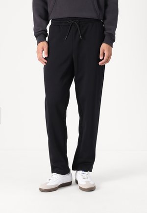 Only & Sons ONSCONNOR STRAIGHT PANTS - Jogginghose - black