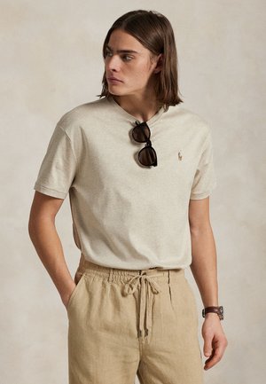 CUSTOM SLIM FIT SOFT COTTON T-SHIRT - T-shirt basic - expedition dune