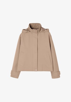 Jasnobrązowa kurtka z kapturem, zapinana z przodu na zatrzaski, z dwoma bocznymi kieszeniami oraz regulowanymi paskami na nadgarstkach długich rękawów.