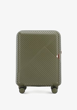 Valigia rigida verde oliva con texture a righe diagonali, dettagli in oro rosa e quattro ruote per una facile mobilità.