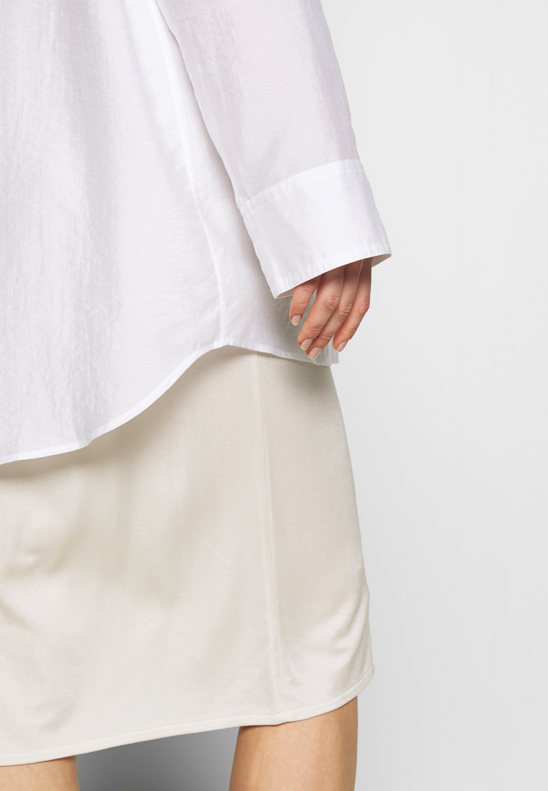 Filippa K SANDIE Skjorte coconut whhvit Zalando.no Filippa K SANDIE Skjorte coconut whhvit Zalando.no