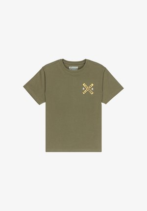 Olivgrön kortärmad t-shirt med rund hals och små korsade beige märken som säger "Element Timber" på övre vänstra bröstet.