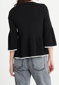 mint&berry Sweter