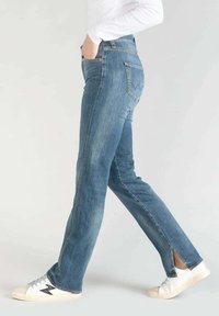 Le Temps Des Cerises MOM TAILLE HAUTE LONGUEUR 34 - Jean droit - bleu