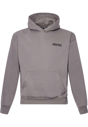Szara bluza z kapturem wykonana z miękkiego materiału, z kieszenią typu kangur, ściągaczami na rękawach i czarnym logo "DROPSIZE" na piersi.