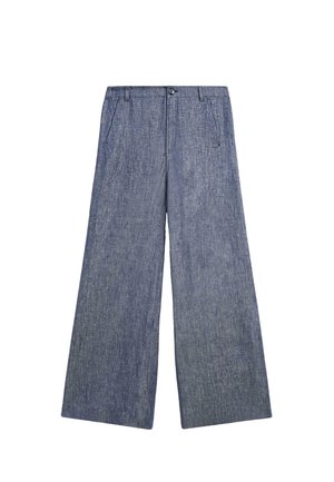 Pantaloni a gamba larga a vita alta in tessuto strutturato blu-grigio con chiusura frontale con bottoni e tasche laterali inclinate.