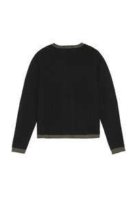 Svart stickad cardigan med en texturerad, ribbad mönstring. Har en kontrasterande stickad krage och manschetter, kortad design och långa ärmar.