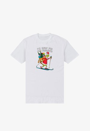 Biała bawełniana koszulka z kolorowym nadrukiem postaci w stroju przypominającym Świętego Mikołaja, trzymającej prezenty i noszącej świąteczną czapkę.