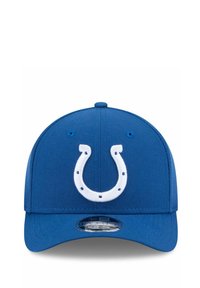 Blaues Baseballcap mit einem weißen, gestickten Hufeisen-Logo, strukturierter Form, Stofftextur und einem gebogenen Schirm. Verstellbarer Verschluss auf der Rückseite.