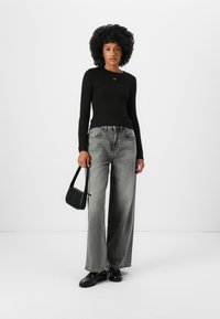 Tommy Jeans CHARLIE LOOSE  - Wide leg - denim grey