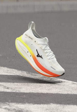 Mizuno, NEO VISTA 3 - Scarpe da corsa su strada - white/black/orange