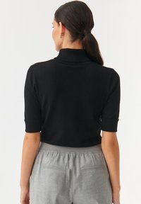 TATUUM - T-shirt basic