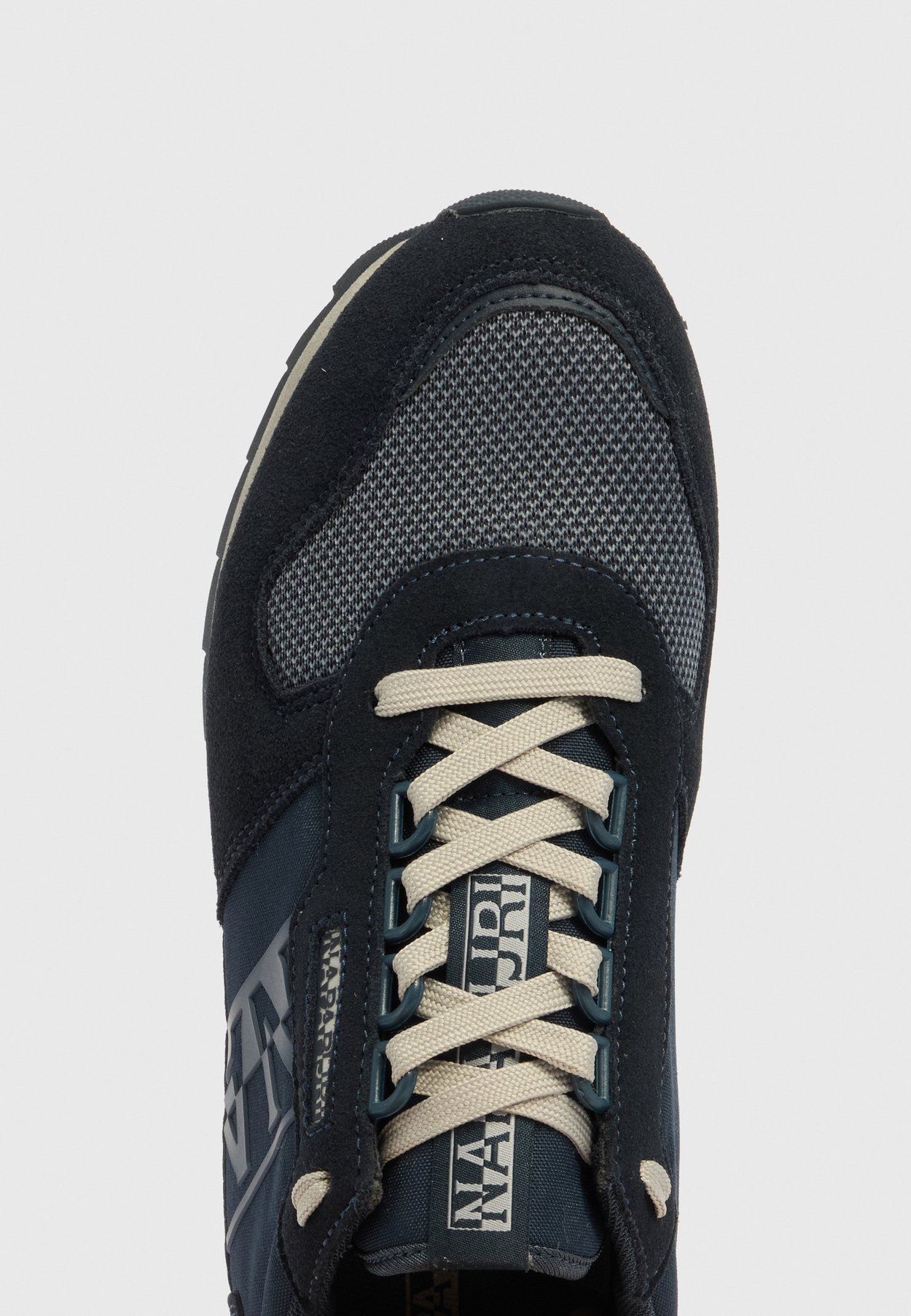 Sneaker low