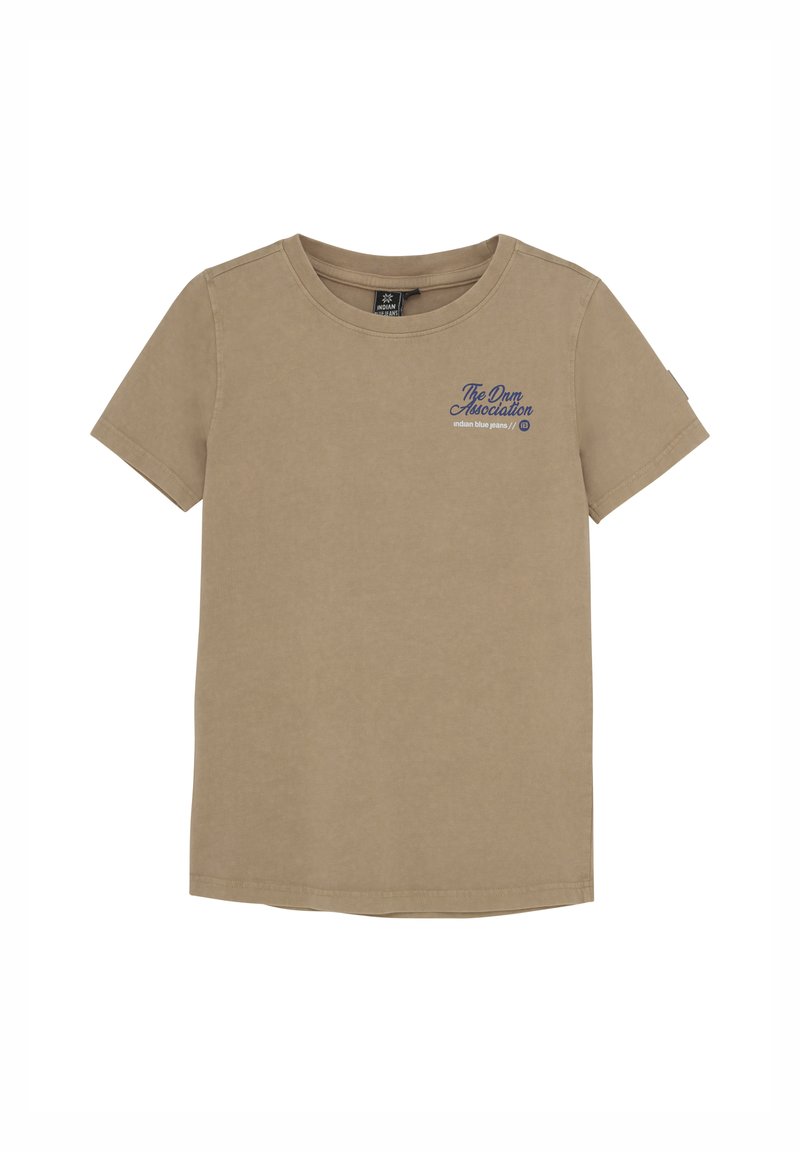 T-shirt di cotone beige con maniche corte, scollatura rotonda e testo stampato in blu che recita "The Drum Association" sul lato sinistro del petto.