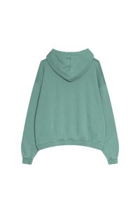Cappotto corto verde menta con cappuccio regolabile, maniche ampie e polsini e orlo a coste. Texture morbida e design rilassato.