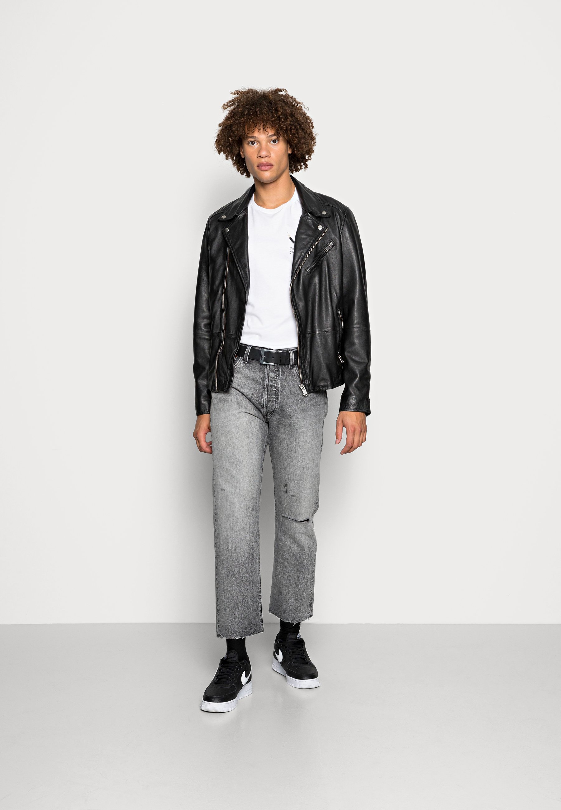 Levi's® 501 '93 CROP - Tiesaus kirpimo 
