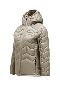 Beige gewatteerde jas met capuchon en een chevron-quiltpatroon, met een ritssluiting aan de voorkant en zijzakken voor functionaliteit.