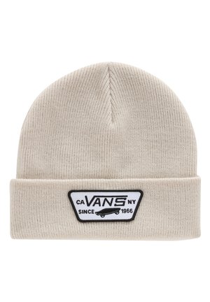 Bonnet beige en maille avec revers plié, orné d'un patch logo Vans affichant un skateboard et le texte "CA Vans NY Since 1966".